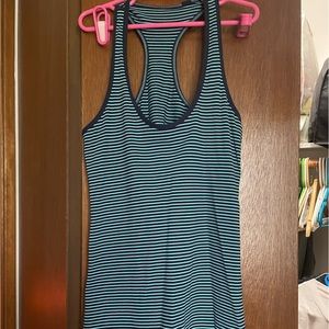 Lululemon cropped pants and tank